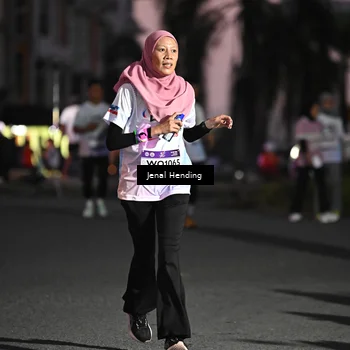 Runner Photo 7679411
