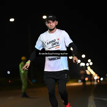 Runner Photo 7679413