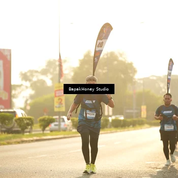 Runner Photo 7679425