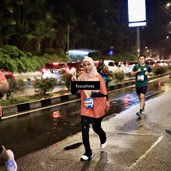Runner Photo 7679441
