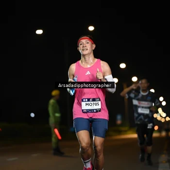 Runner Photo 7679443