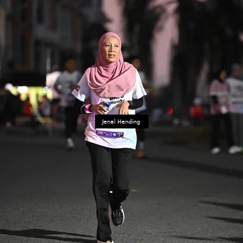 Runner Photo 7679449