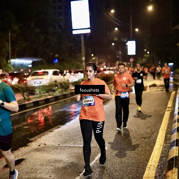 Runner Photo 7679454