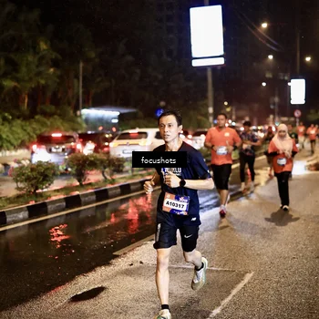 Runner Photo 7679465