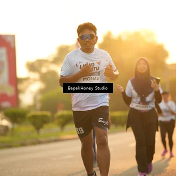 Runner Photo 7679474