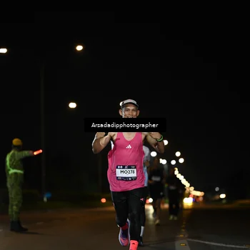 Runner Photo 7679477