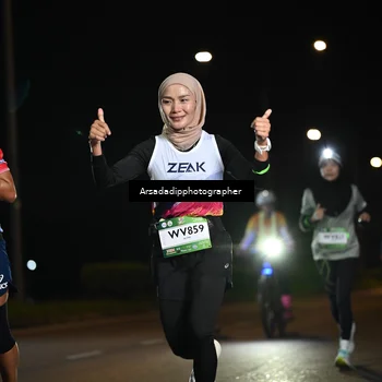 Runner Photo 7679497