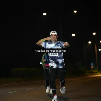 Runner Photo 7679498