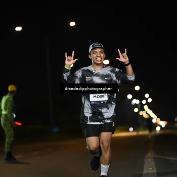 Runner Photo 7679513