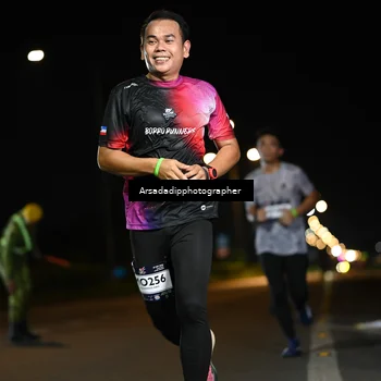 Runner Photo 7679515