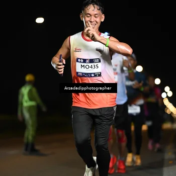 Runner Photo 7679525