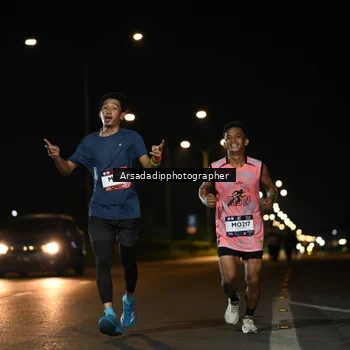 Runner Photo 7679528