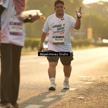 Runner Photo 7679535