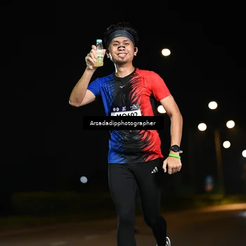 Runner Photo 7679548