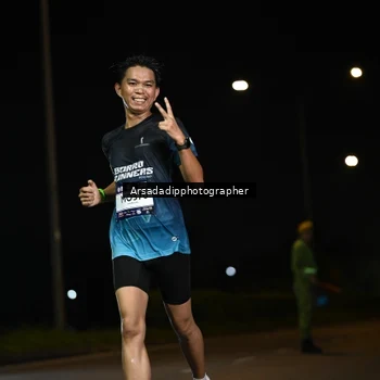 Runner Photo 7679554