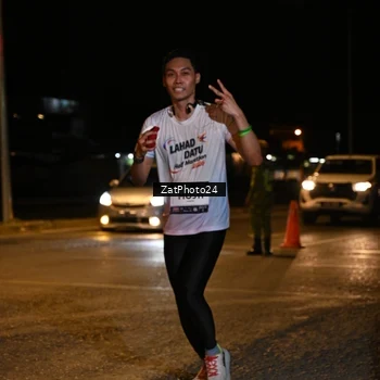 Runner Photo 7679561