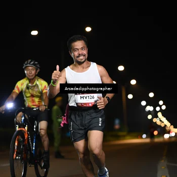 Runner Photo 7679562