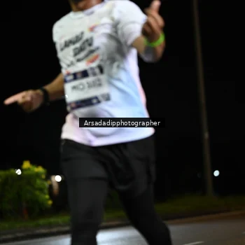 Runner Photo 7679564