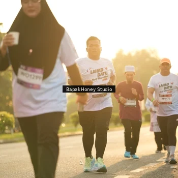 Runner Photo 7679565