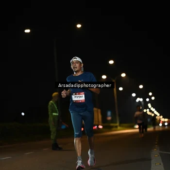 Runner Photo 7679573