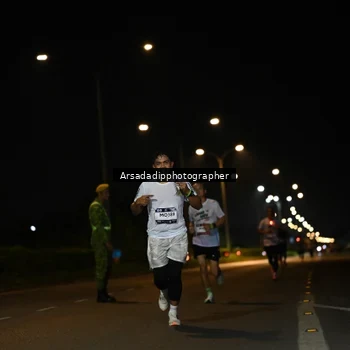 Runner Photo 7679574