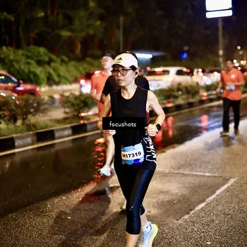 Runner Photo 7679603