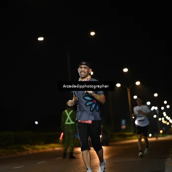 Runner Photo 7679614