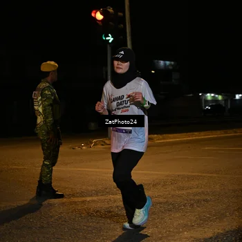 Runner Photo 7679653