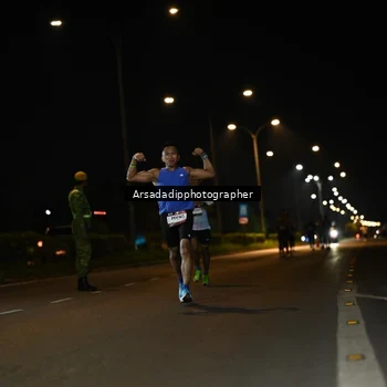 Runner Photo 7679656