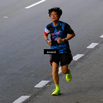 Runner Photo 7679664