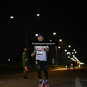 Runner Photo 7679669