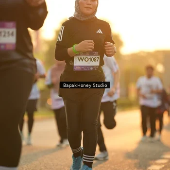 Runner Photo 7679683