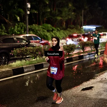 Runner Photo 7679689