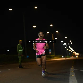 Runner Photo 7679692