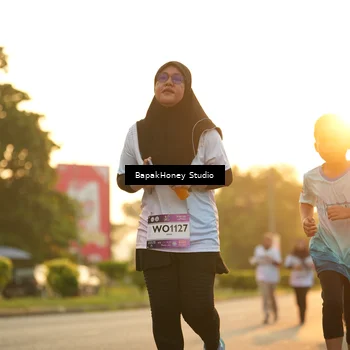 Runner Photo 7679698