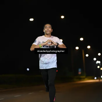 Runner Photo 7679701