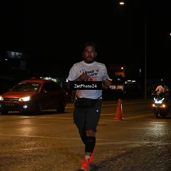 Runner Photo 7679702