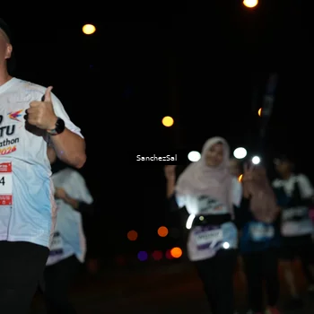 Runner Photo 7679709