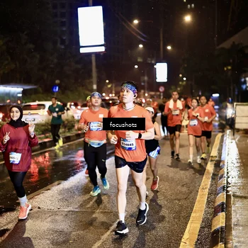 Runner Photo 7679721