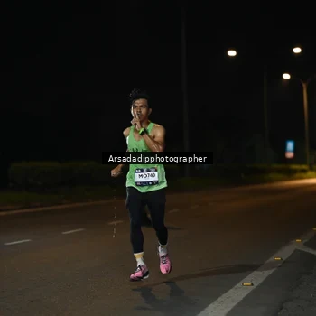 Runner Photo 7679748