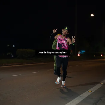 Runner Photo 7679777