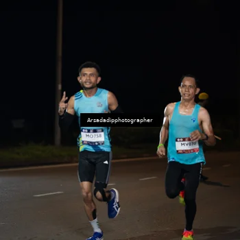 Runner Photo 7679810