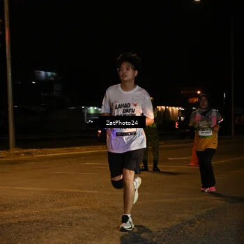 Runner Photo 7679812