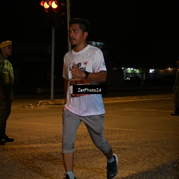 Runner Photo 7679821