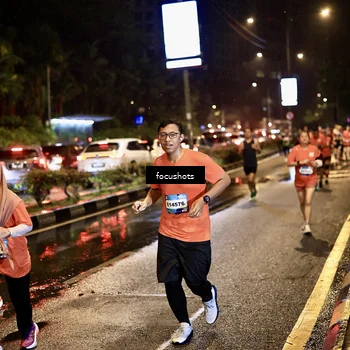 Runner Photo 7679845