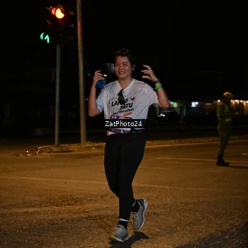 Runner Photo 7679872