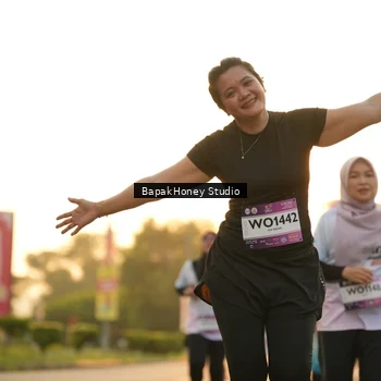 Runner Photo 7679878
