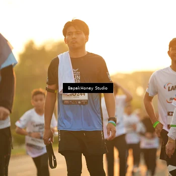 Runner Photo 7679884