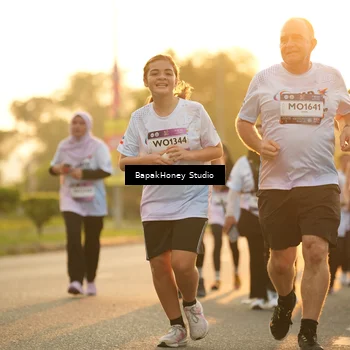 Runner Photo 7679885