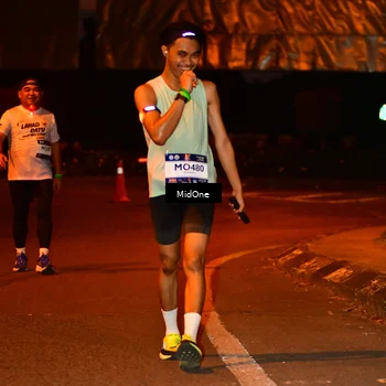 Runner Photo 7679887